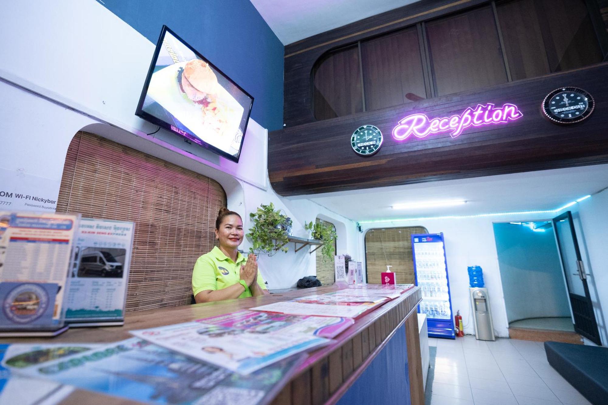 The Eighty8 Hostel Πνομ Πενχ Εξωτερικό φωτογραφία