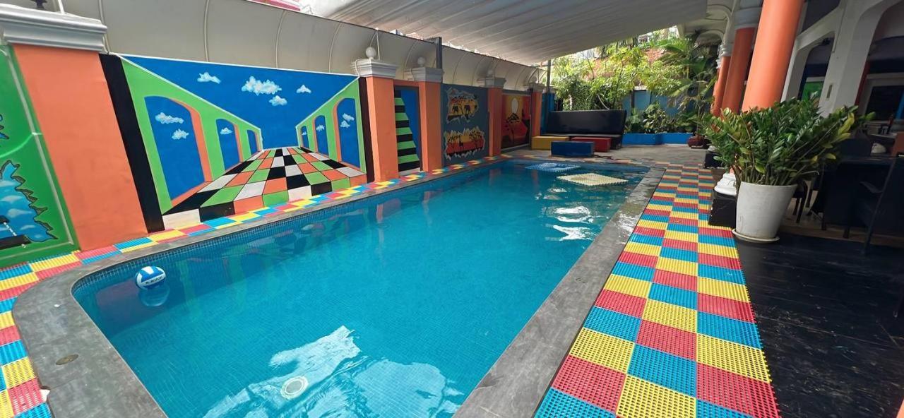 The Eighty8 Hostel Πνομ Πενχ Εξωτερικό φωτογραφία