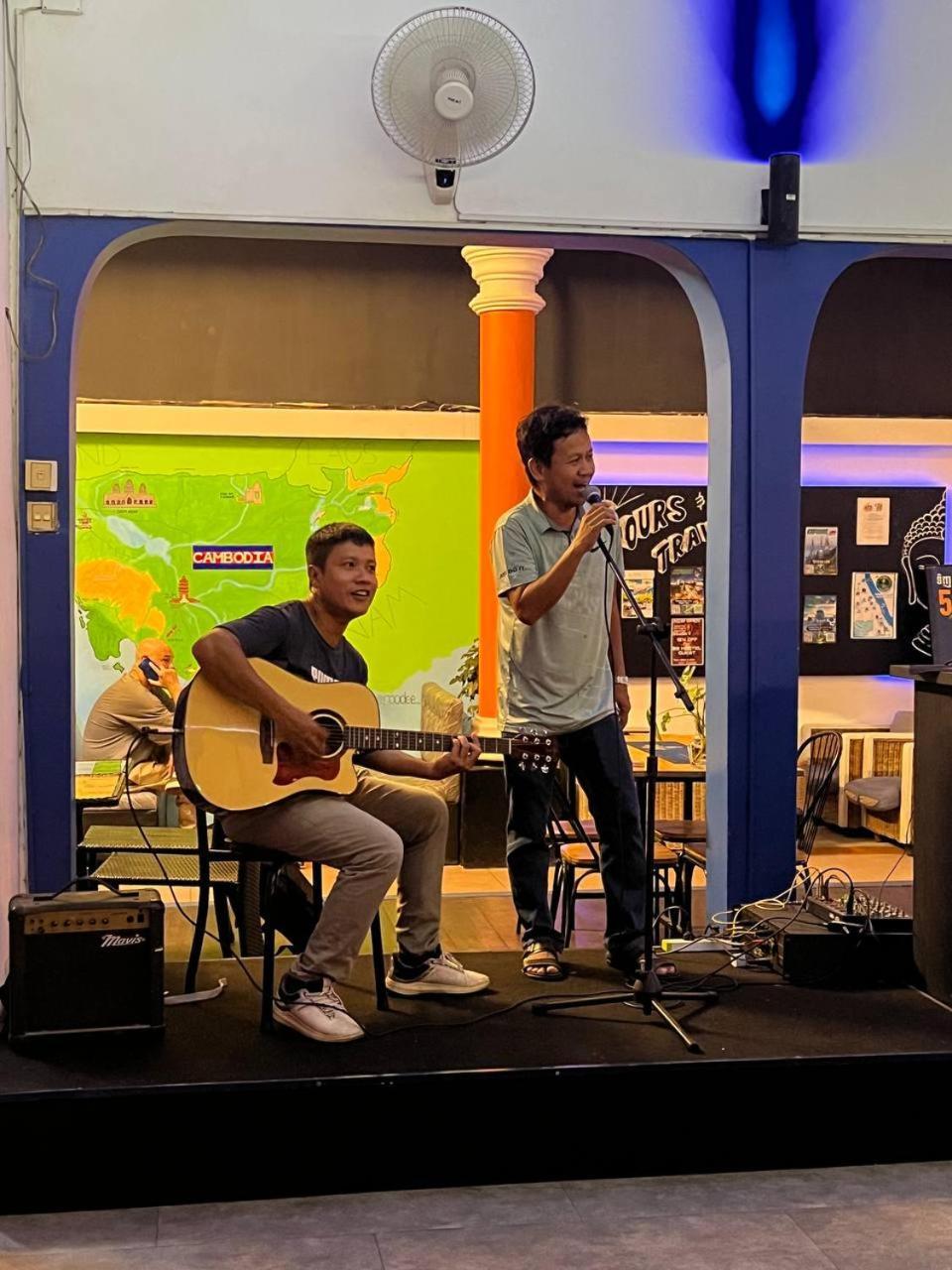 The Eighty8 Hostel Πνομ Πενχ Εξωτερικό φωτογραφία