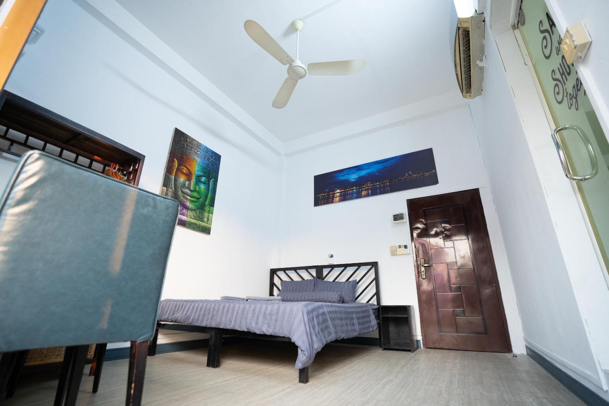 The Eighty8 Hostel Πνομ Πενχ Εξωτερικό φωτογραφία