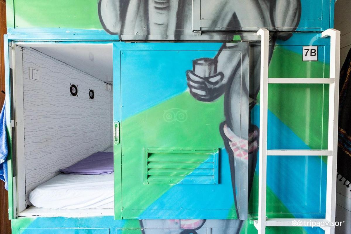 The Eighty8 Hostel Πνομ Πενχ Εξωτερικό φωτογραφία